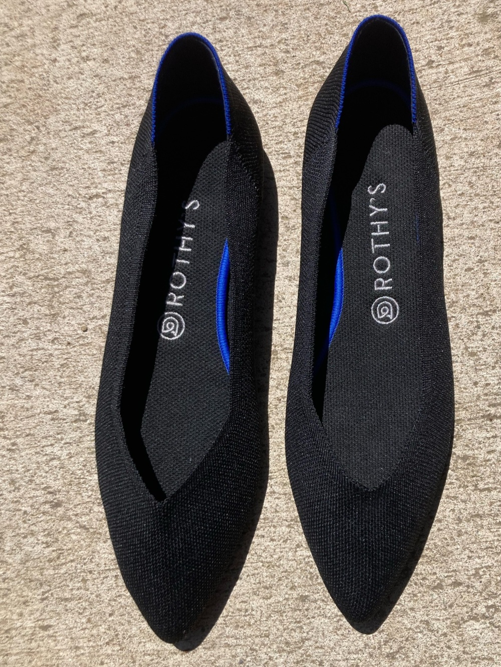 Like New Rothy's Black Pointed Knit Flat women’s size 11